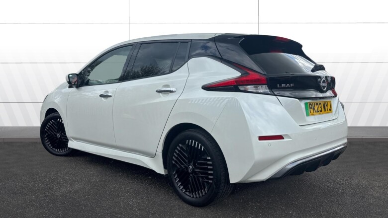 Nissan LEAF 110kW N-Connecta 39kWh 5dr Auto Electric Hatchback